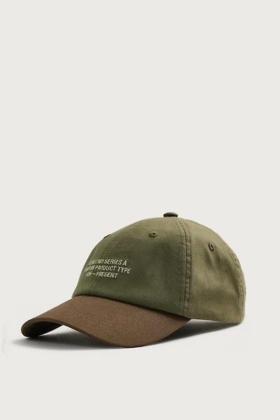 CONTRAST EMBROIDERED TEXT CAP