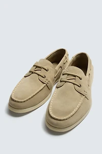 LEATHER BOAT SHOES