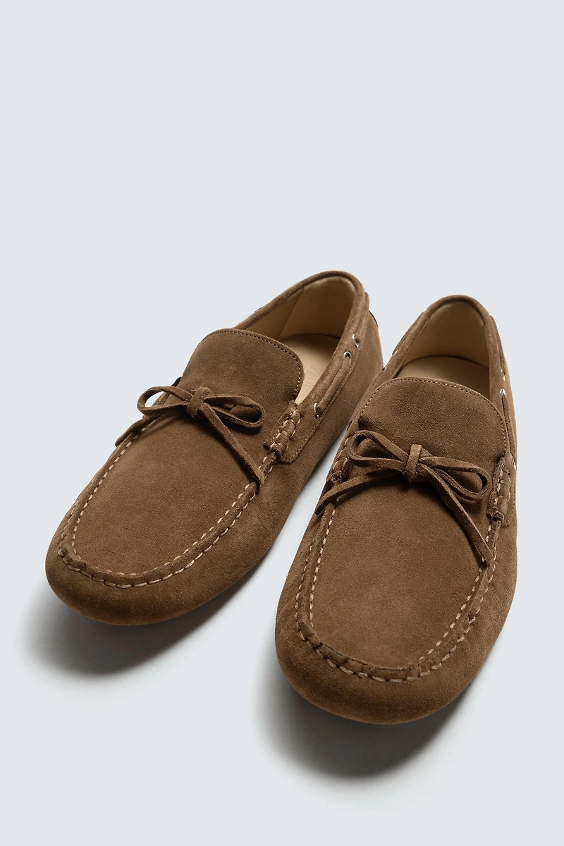 CASUAL LEATHER LOAFERS