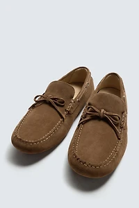CASUAL LEATHER LOAFERS