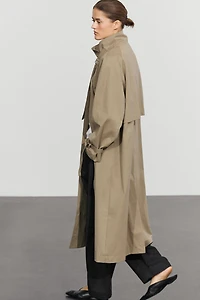 Long trench coat with buckle detail