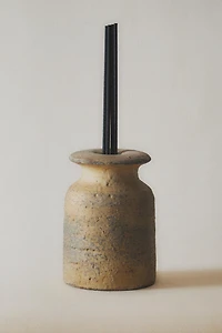 CERAMIC EMBELLISHER FOR VANILLA SCENTED REED DIFFUSERS