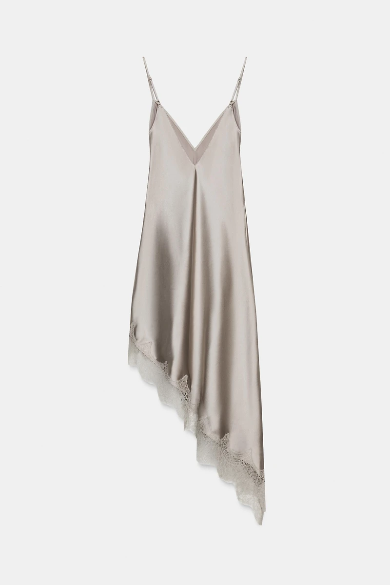 ROBE SATINÉE ASYMÉTRIQUE AVEC DENTELLE