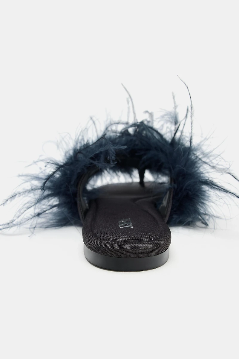 FEATHER FLAT SANDALS