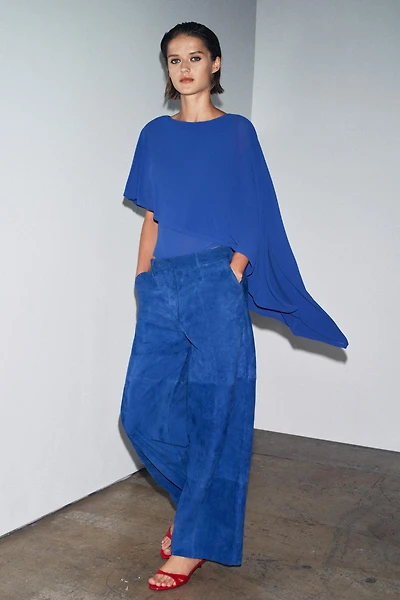 BODY CAPE ASYMÉTRIQUE