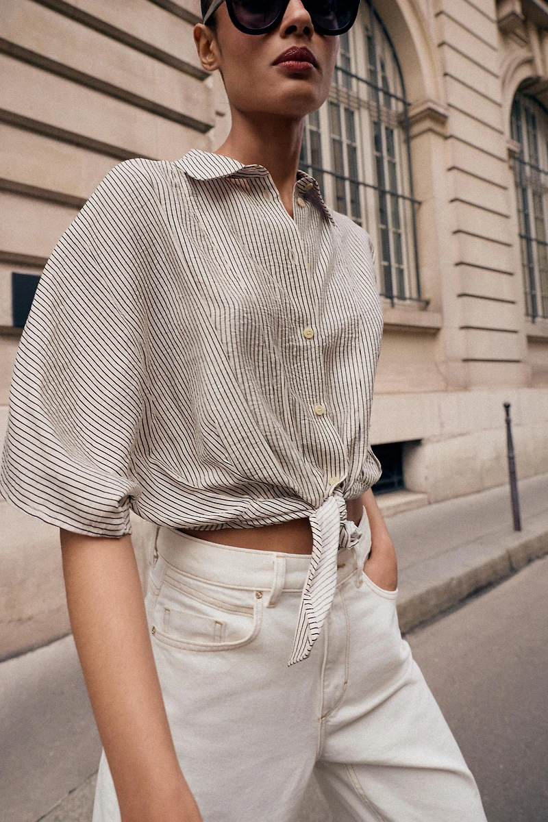 SHORT SLEEVE KNOTTED SHIRT