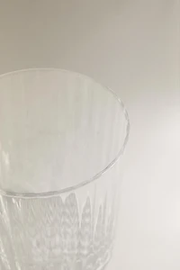 GLASS TUMBLER WITH LINE DESIGN