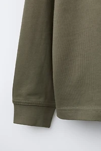 T-SHIRT LOURD À INSCRIPTION BRODÉE