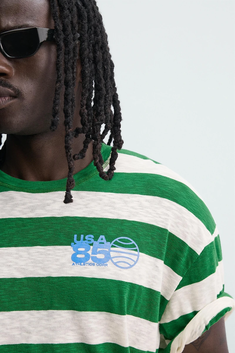 CONTRAST PRINT STRIPED T-SHIRT