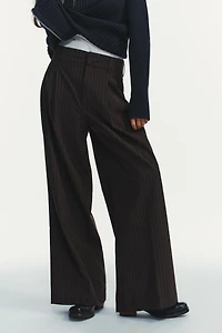 FLAP PLEATED PANTS