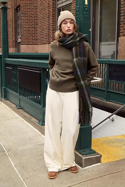 SOFT FEEL KNIT JUMPER