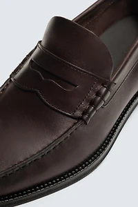 MOCASSINS EN CUIR À MASQUE