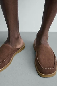 SABOTS EN CUIR