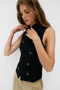 SLEEVELESS BUTTON SHIRT