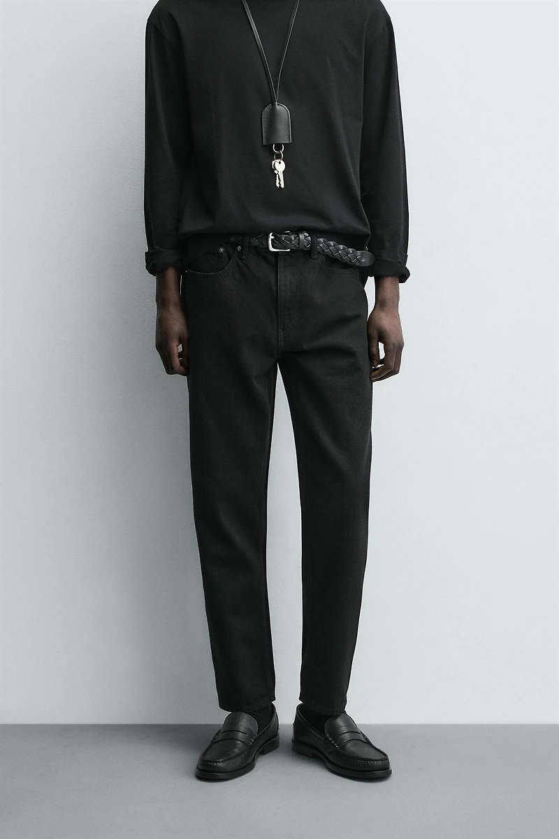 SLIM TAPERED FIT JEANS