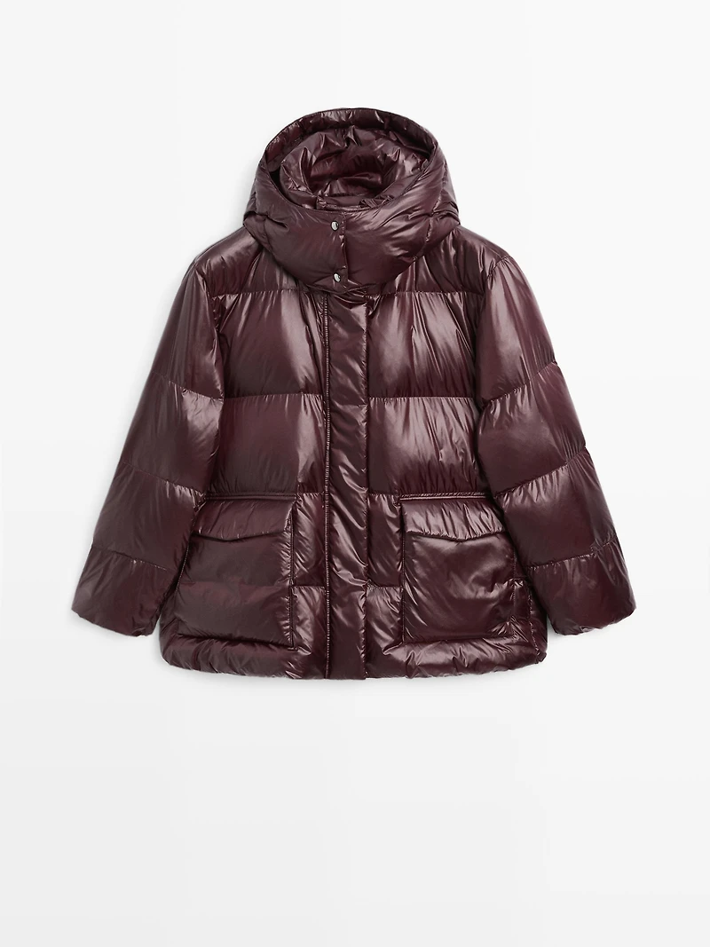 Short water-repellent puffer jacket with hood