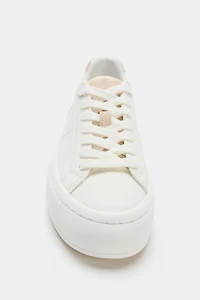 SNEAKERS WITH HEEL DETAIL