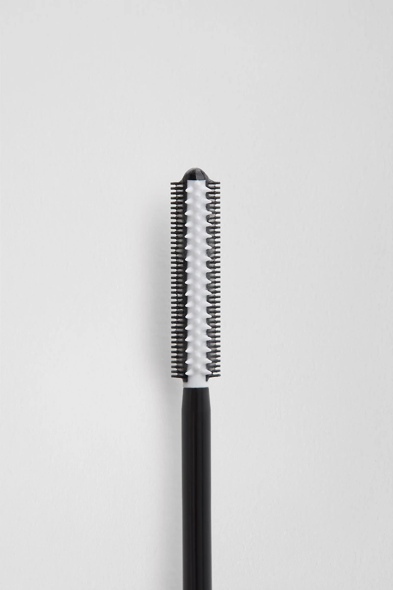 EYEBROW SERUM