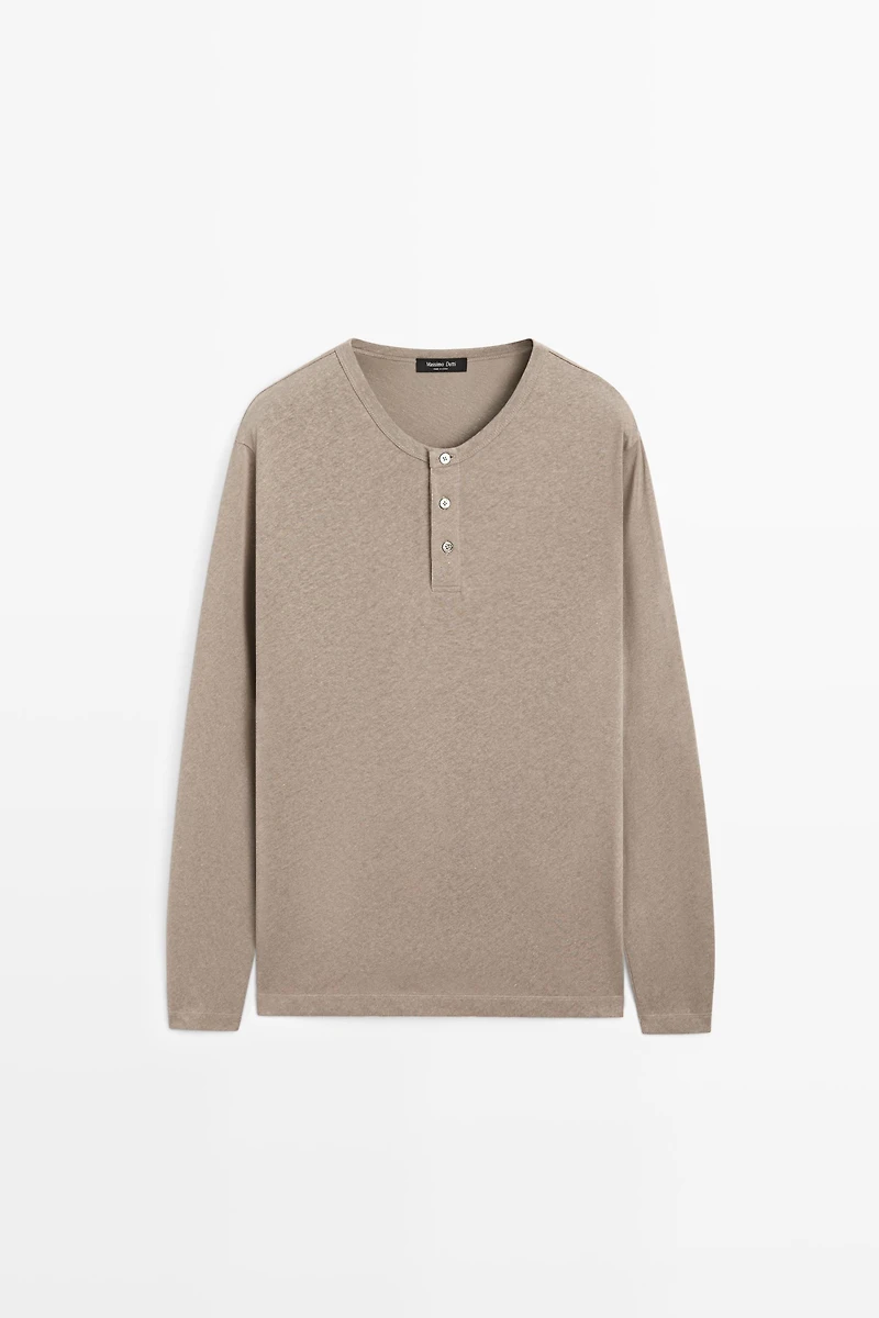 Long sleeve henley neck T-shirt