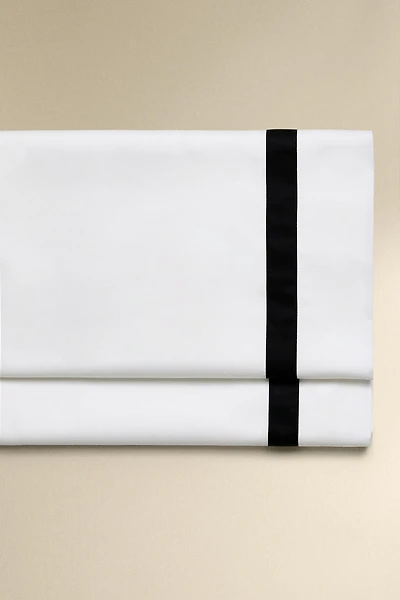 DRAP PLAT SATIN FRISE