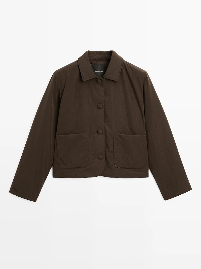 Short water-repellent puffer jacket