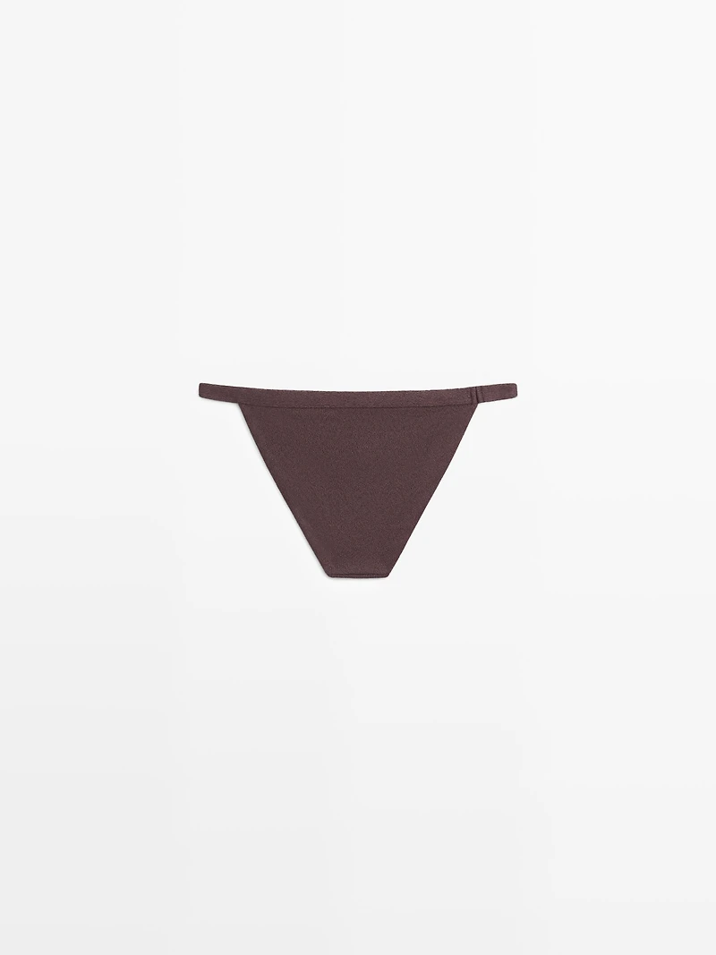 Textured bikini bottoms