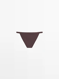 Textured bikini bottoms