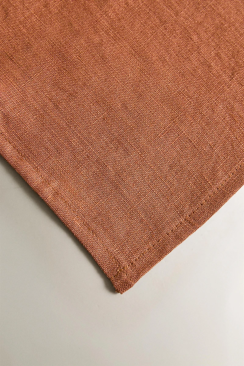 LOT DE 2 SERVIETTES DE TABLE EN LIN DÉLAVÉ COULEUR