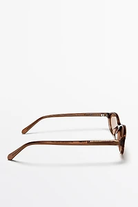 Oval sunglasses