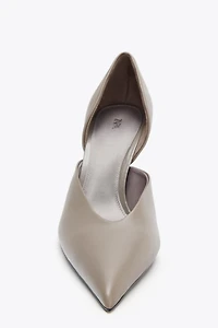 CHAUSSURES À TALONS HAUTS EN CUIR