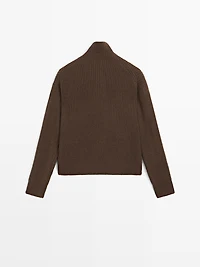 Pull en maille 100 % laine à col montant