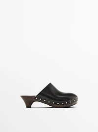 High-heel clogs
