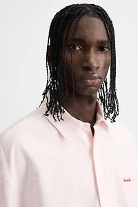 CONTRAST EMBROIDERY SHIRT
