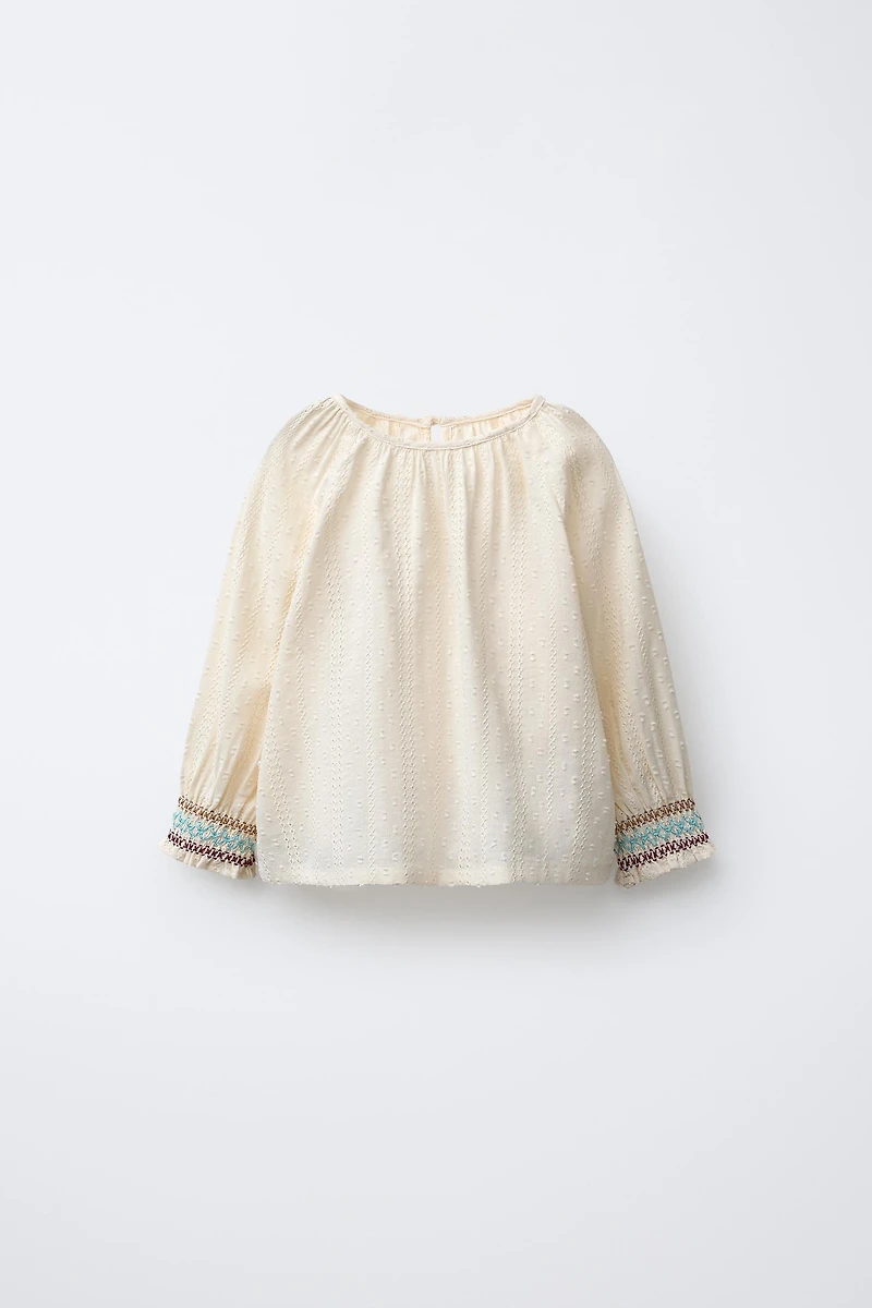 CHEMISE EN PLUMETIS BRODÉE