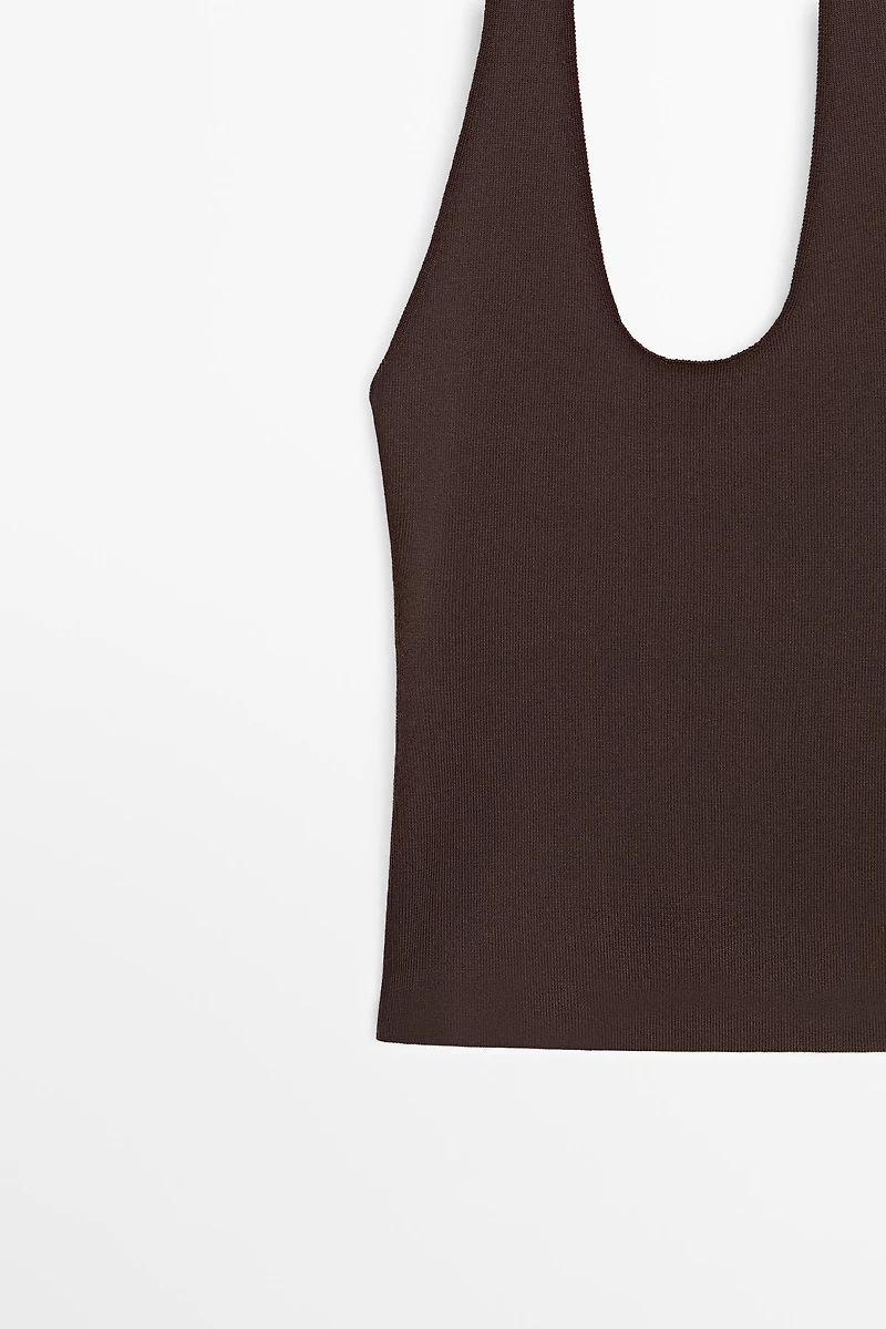 Fitted knit halter top
