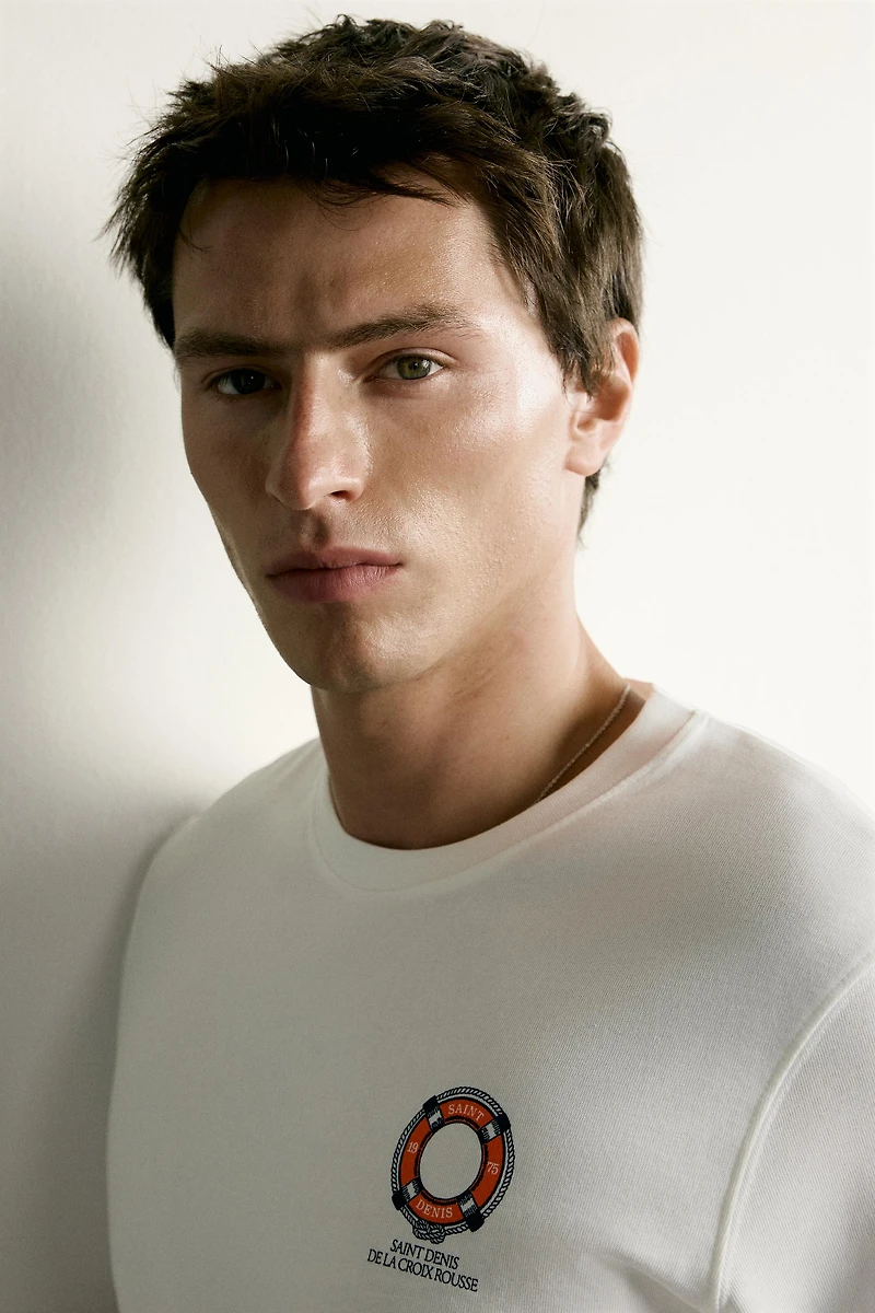 COMBINED EMBROIDERY REGULAR FIT T-SHIRT