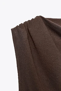 TOP EN MAILLE COUPÉ
