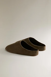 LEATHER MULE SLIPPERS