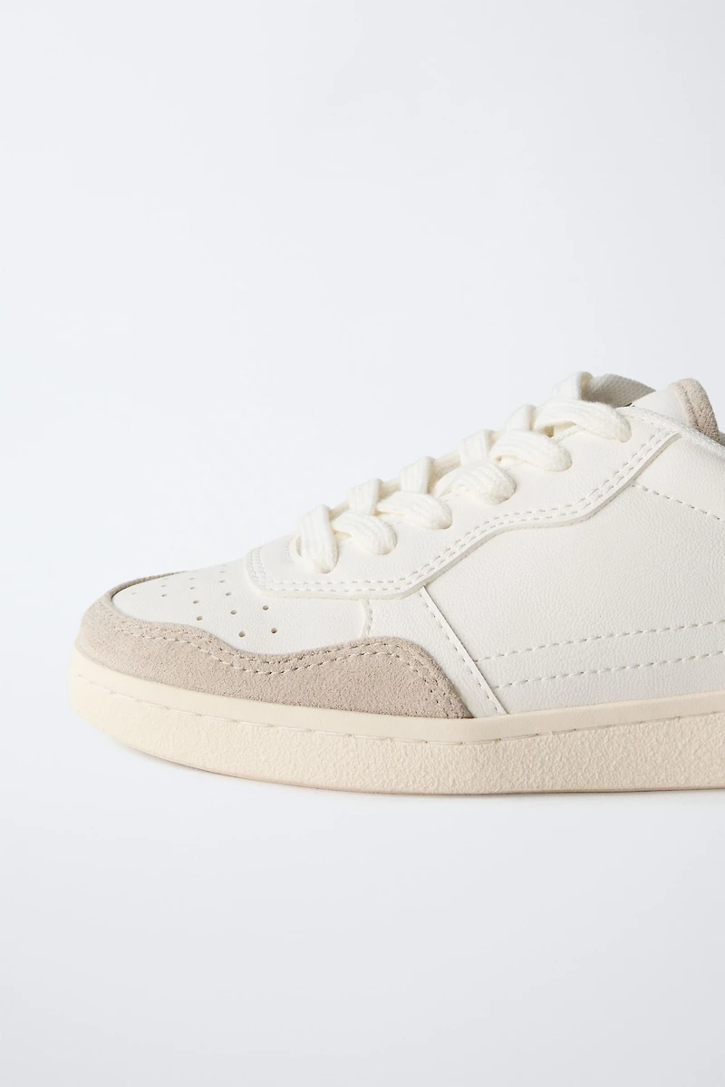 CLASSIC SNEAKERS