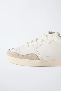 CLASSIC SNEAKERS