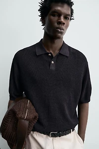 STRUCTURED FLOWY KNIT POLO