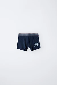 6-14 ANS/ LOT DE CINQ BOXERS À RAYURES ET NUMÉRO