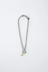 LOT DE DEUX COLLIERS SKATE