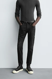 RIPPED SKINNY FIT JEANS