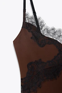 CONTRAST LACE DRESS