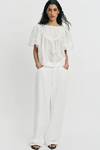SHORT SLEEVE EMBROIDERED BLOUSE