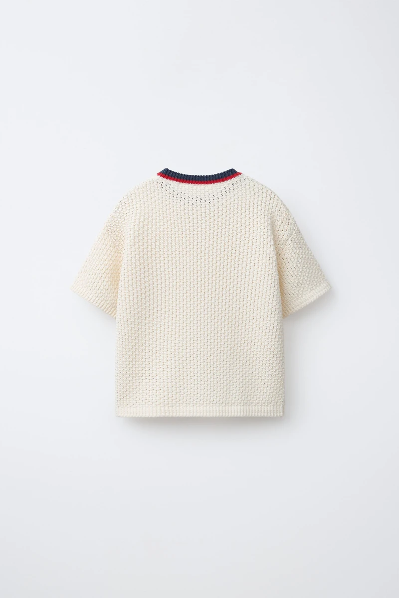 CONTRAST COLLAR TEXTURED KNIT T-SHIRT