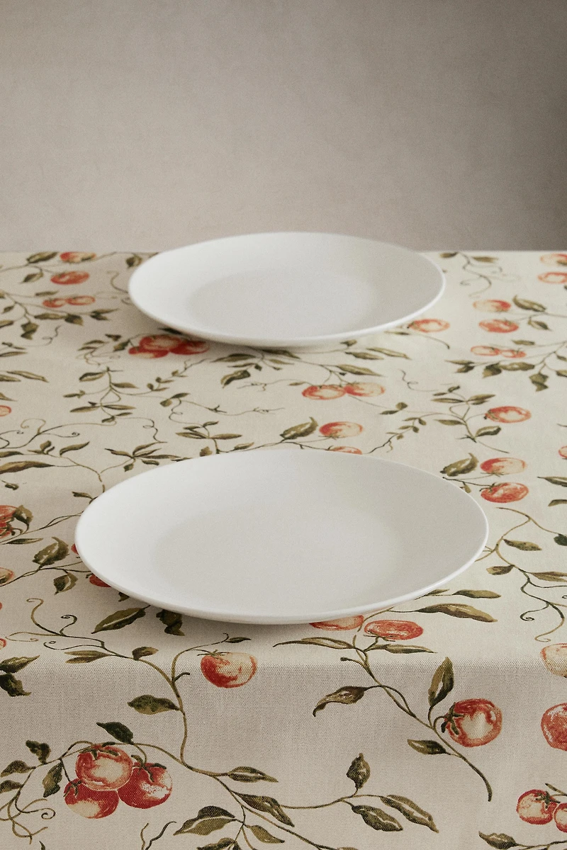 TOMATO PRINT TABLECLOTH