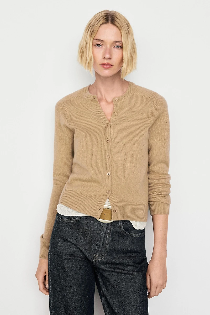 100% cashmere cropped knit cardigan
