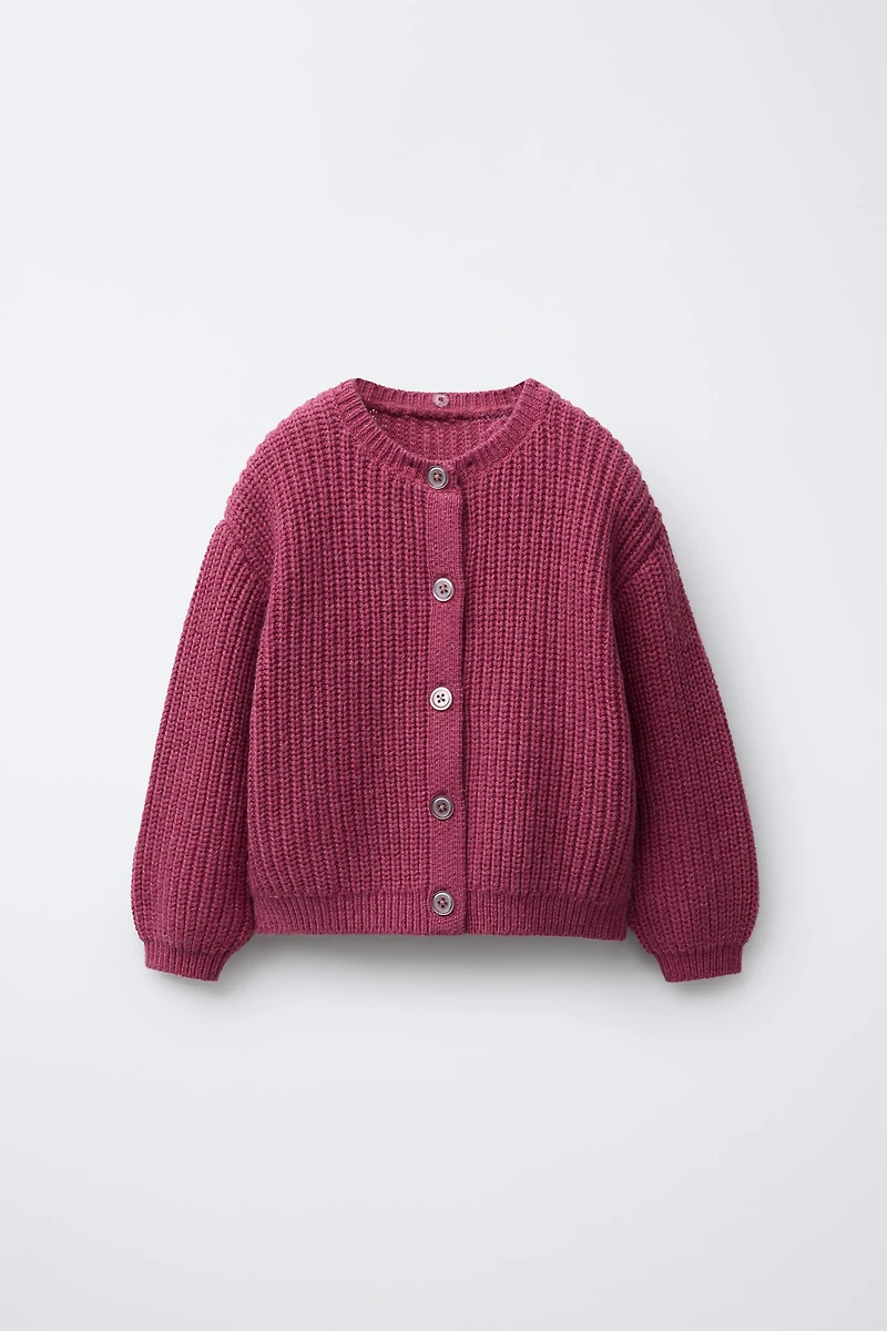 GILET EN MAILLE COL BRODÉ